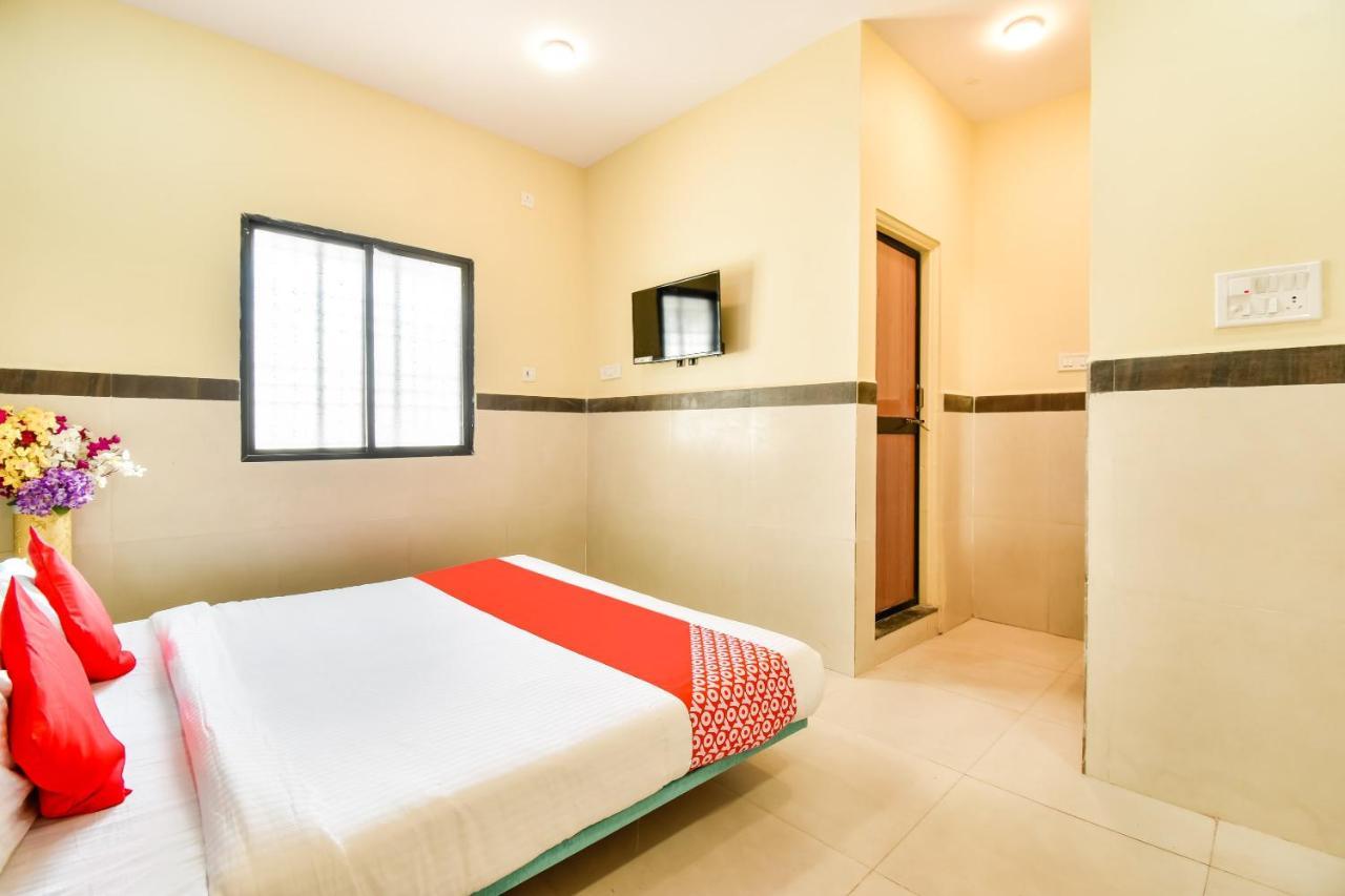Oyo Hotel Karemore Celebration Bhandāra Екстериор снимка
