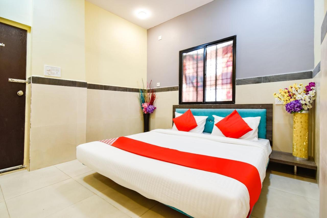 Oyo Hotel Karemore Celebration Bhandāra Екстериор снимка